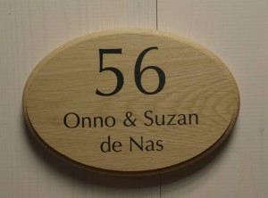 Houten style eiken naambord